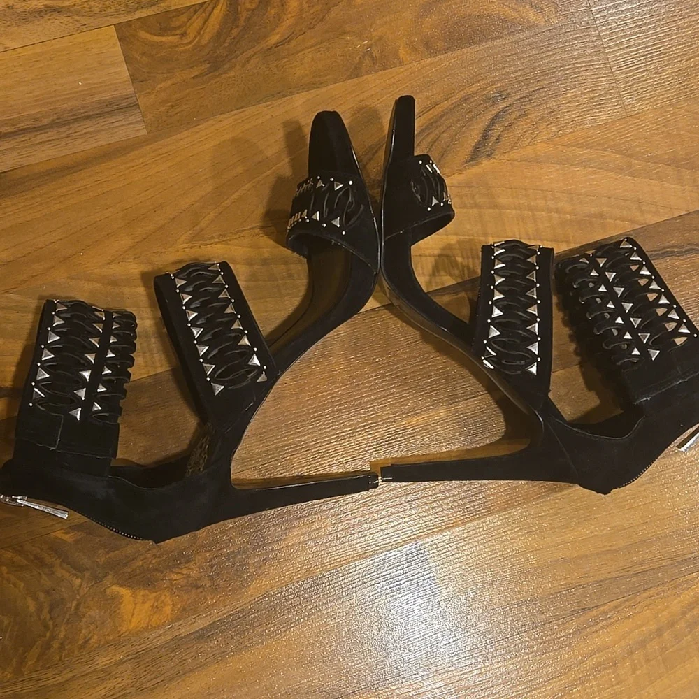 Vince camuto black
